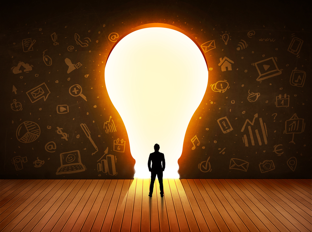  Unpacking the Power of Value Proposition: 10 Famous Examples - lighbulb ideads. man and lightbulb